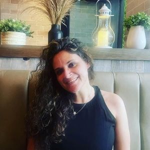 Meet your Posher, Sandra